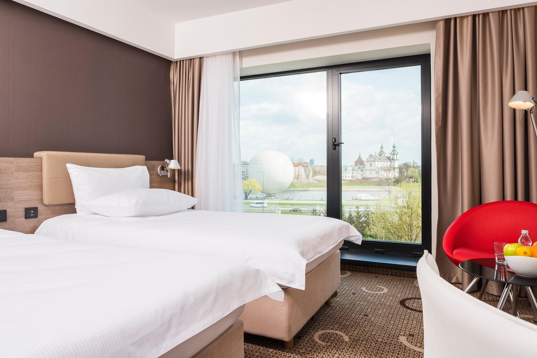 Q Hotel