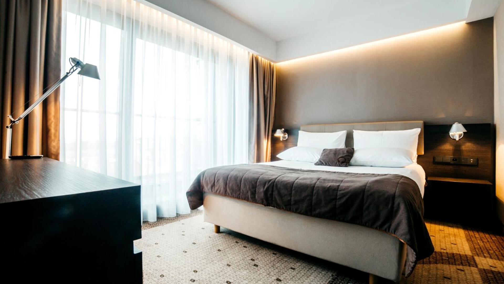 Hotel Q